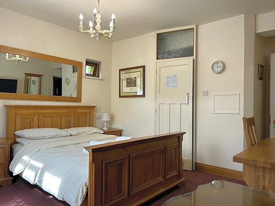 Oakwood Bed and Breakfast Heathrow