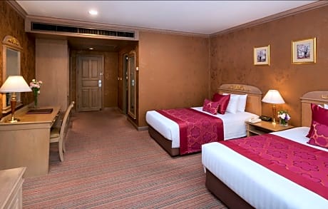suite with double bed
