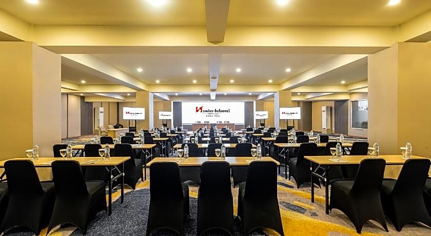 Swiss-Belhotel Silae Palu