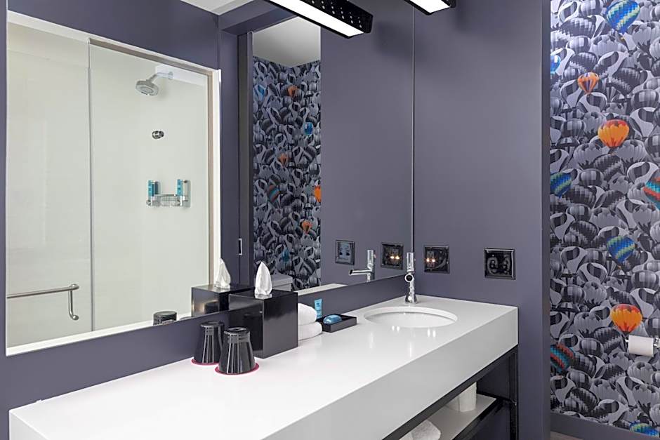 Aloft by Marriott Glendale at Westgate