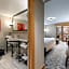 Moose Hotel and Suites