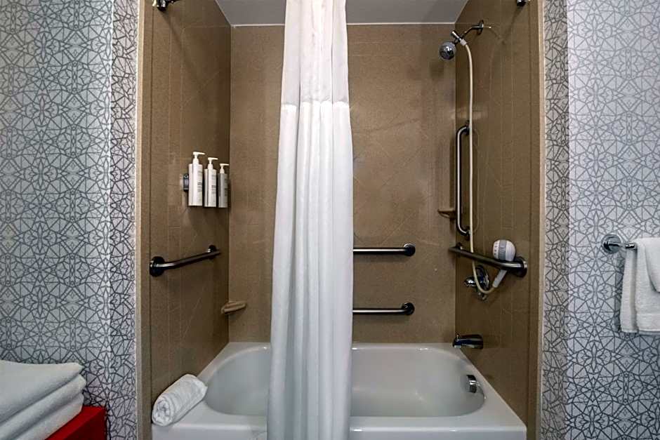 Hampton Inn By Hilton & Suites Harvey