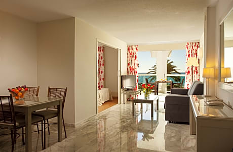 1 BEDROOM APARTMENT 4 ADULTS