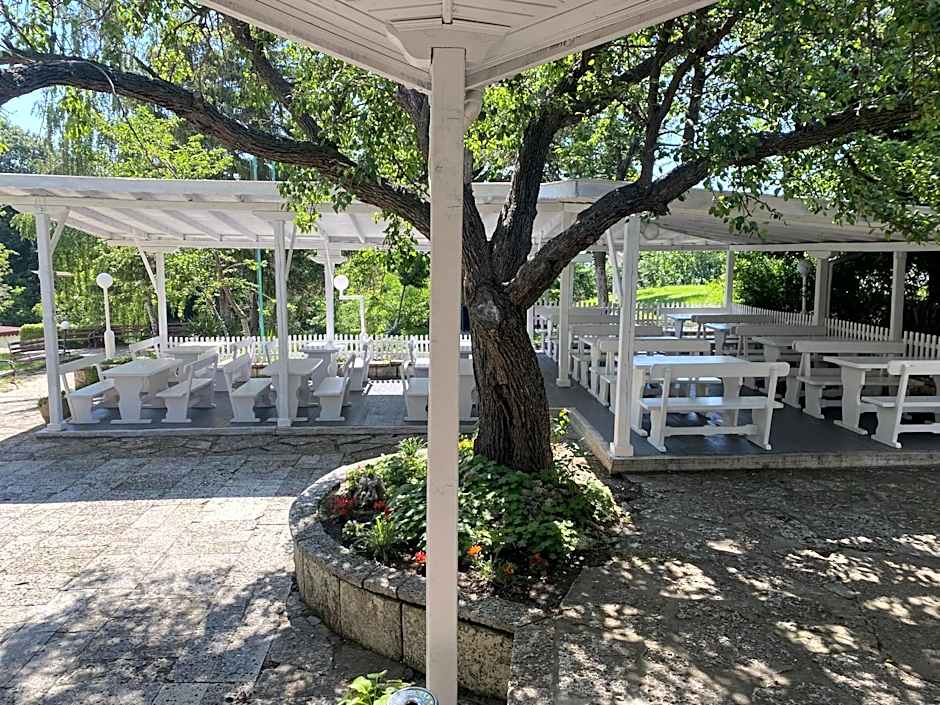 Vezhen Hotel - Free Parking