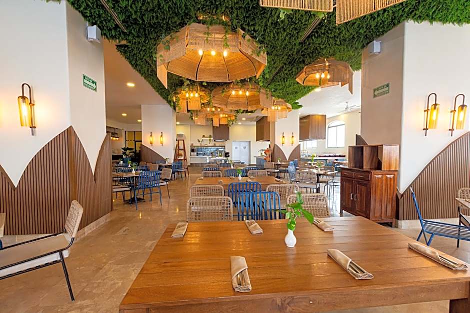 Tesoro Ixtapa Beach Resort