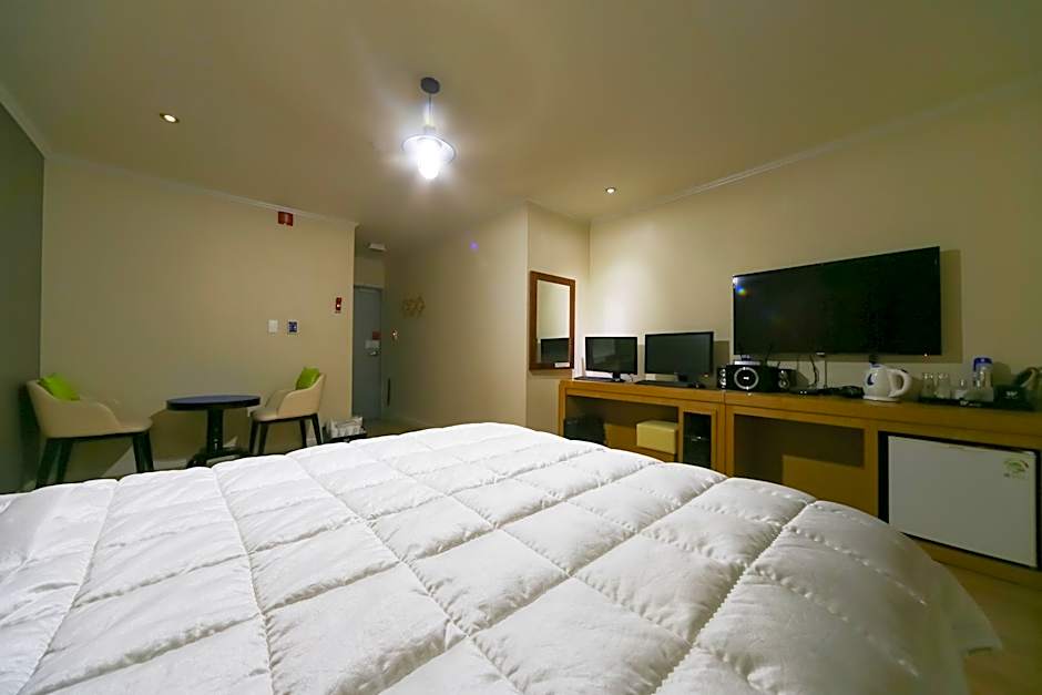 Gyeongju bulgooksa W Drive-in Motel