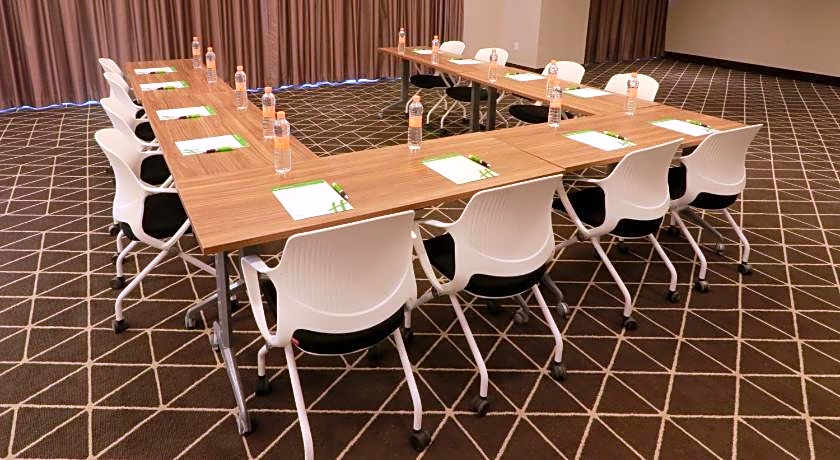 Holiday Inn Hotel And Suites Monterrey Apodaca Zona Airport By IHG