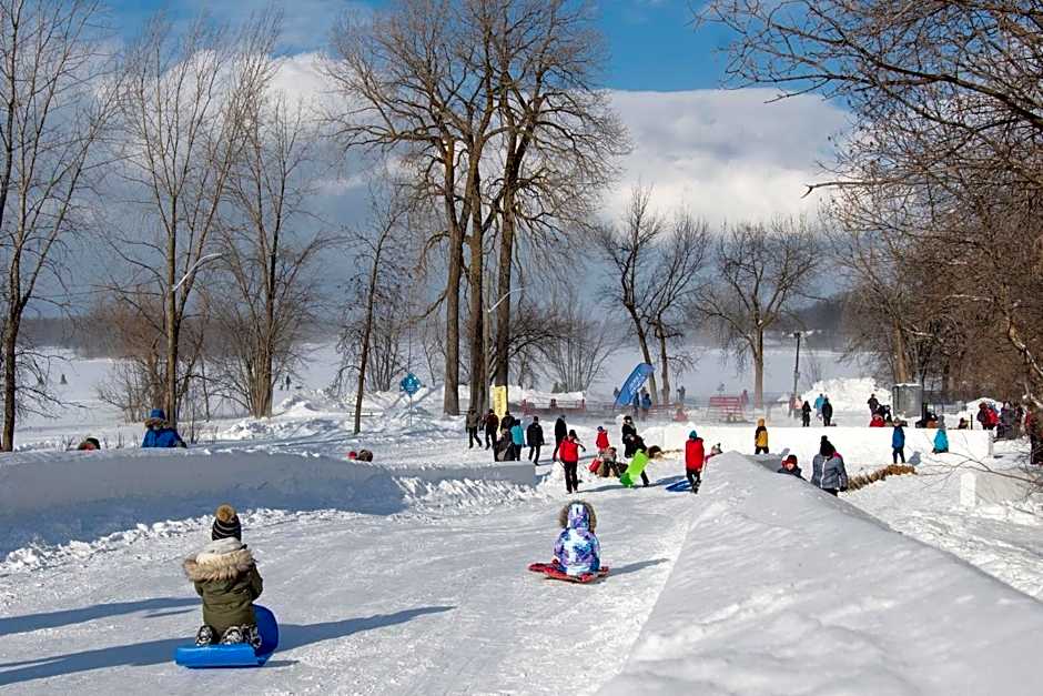 Holiday Inn Laval Montreal By IHG