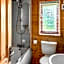 Belan Bach Lodges