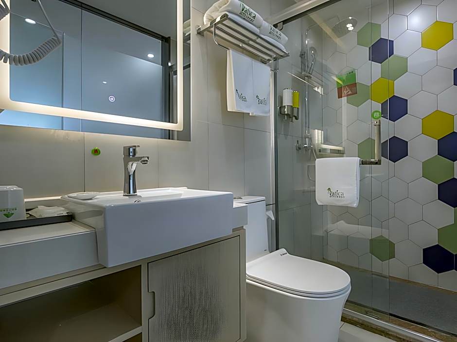 Vatica Hefei Huangshan Road Yuexi Road Hotel