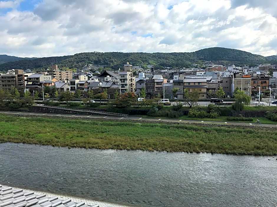 Tazuru