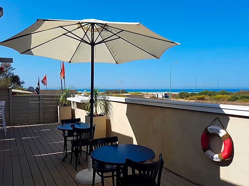 Q Village Hotel - Poleg Beach