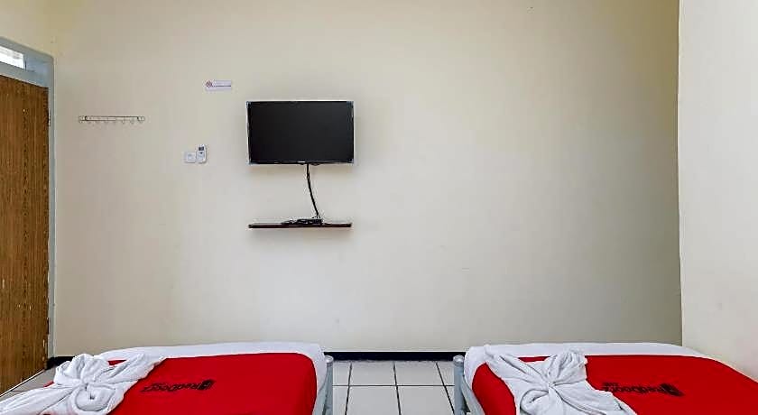 OYO 1289 Cbr Residence