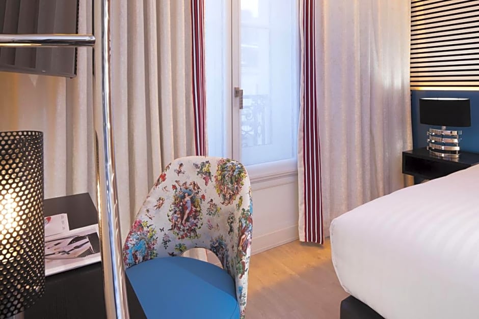 Hôtel Dress Code