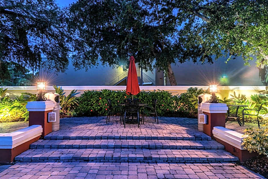 Holiday Inn Express Hotel & Suites Bradenton West By IHG