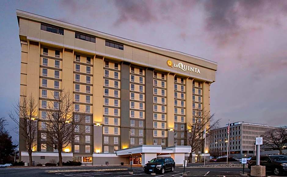 La Quinta Inn & Suites by Wyndham Springfield