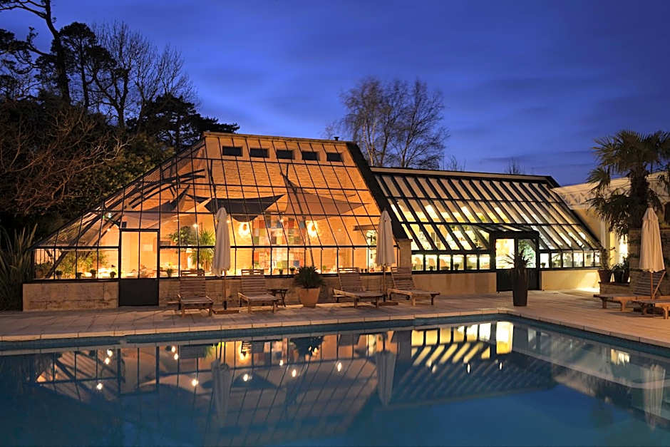 Chateau La Cheneviere