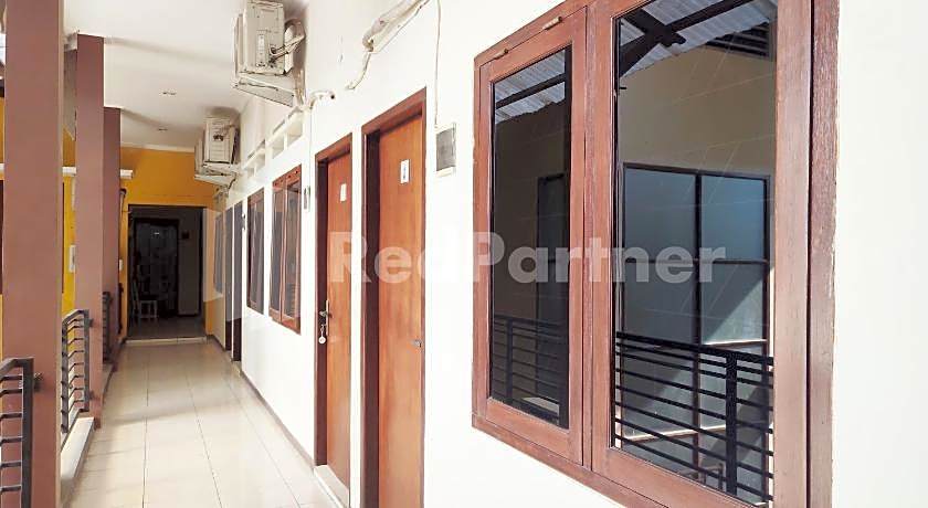 Mutiara Residence Near Simpang Lima Mitra RedDoorz