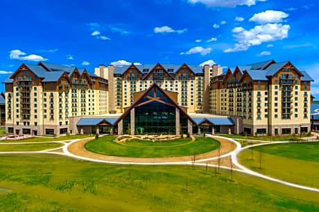 Gaylord Rockies Resort & Convention Center