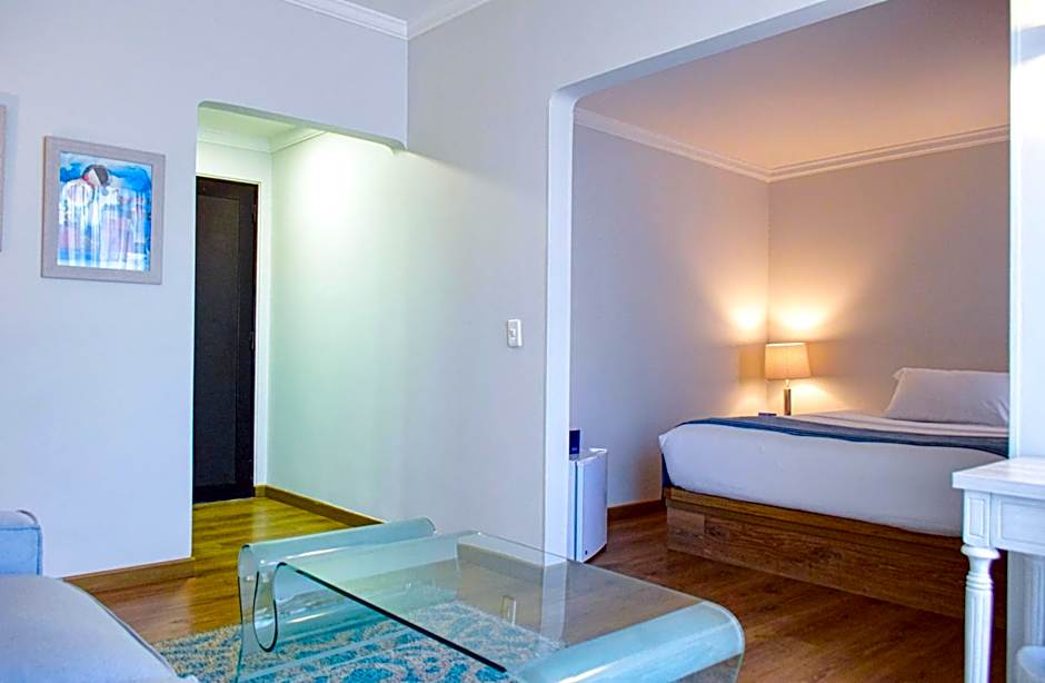 Photo 1 of 14 of Junior Suite