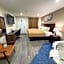 Perth Plaza Inn & Suites