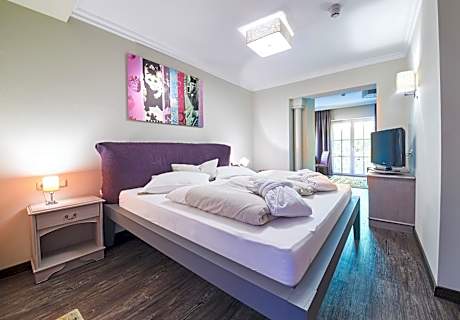 Superior Double Room with Forest View