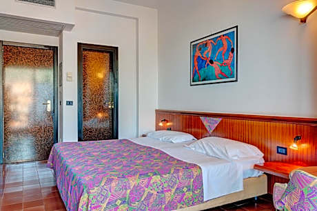 Economy Double or Twin Room