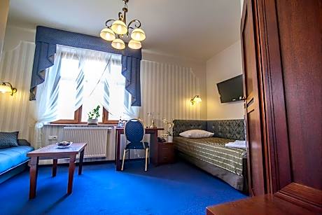 Deluxe Single Room