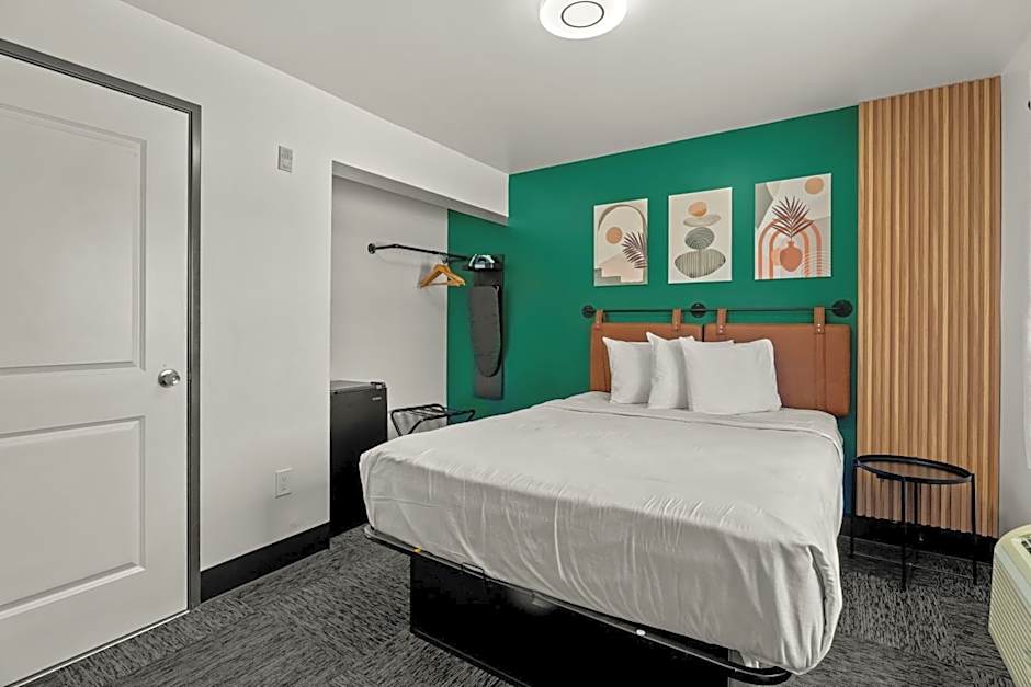 Hollywood Le Bon Hotel