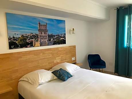 Two-Bedroom Deluxe Apartment