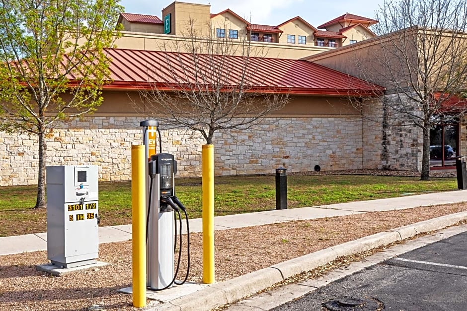 Embassy Suites by Hilton San Marcos Hotel Conference Center