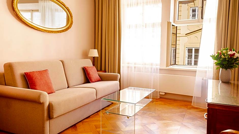 Hotel Golden Key Prague Castle