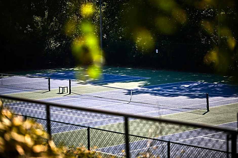 Foxhills Club & Resort