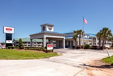 OYO Hotel Marianna East Hwy 71