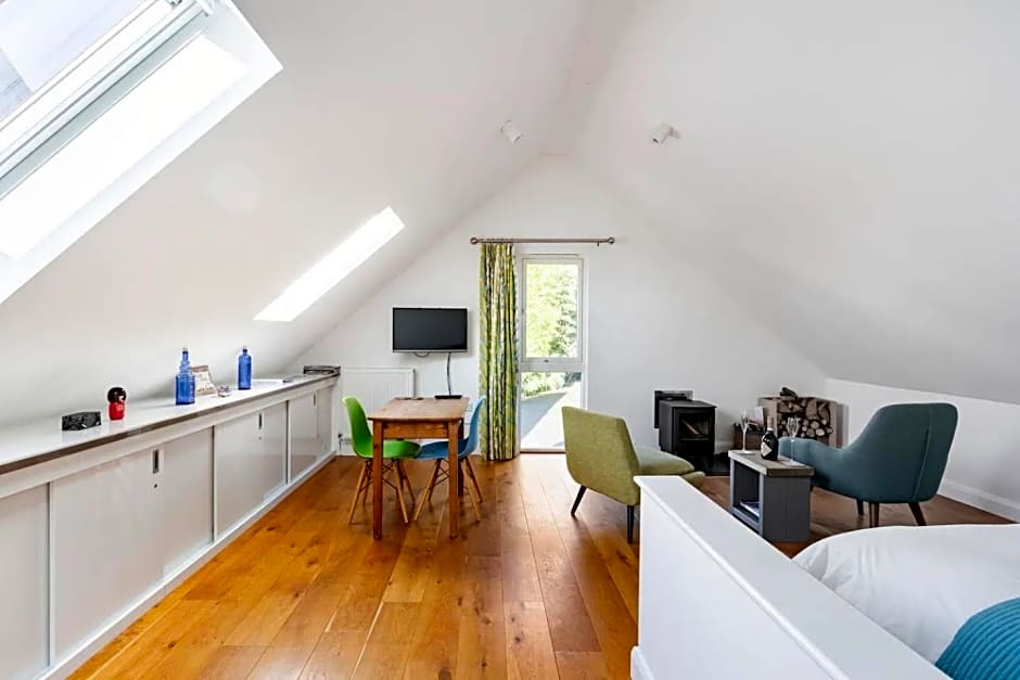 The Bamboo Lodge - B&B / self-catered apartment