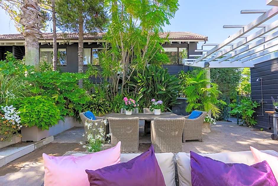 Emerald Inn on Takapuna Beach