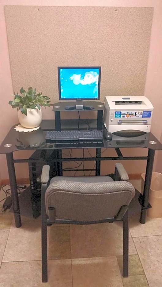 Woodfield Inn and Suites