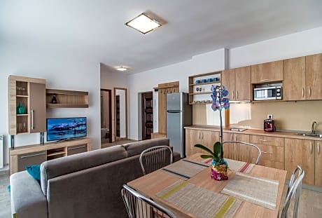 SUPERIOR ONE BEDROOM APARTMENTS - FOR 2-4 GUESTS