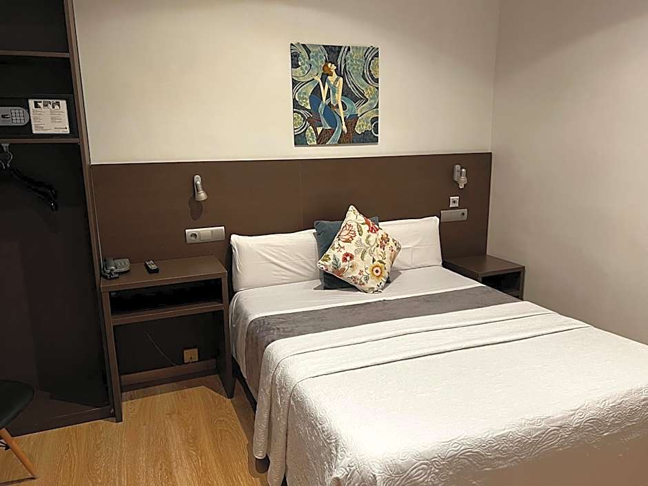 Ciudad Condal Hostal - Paseo de Gracia