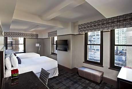 Premier Corner Two Queen Room