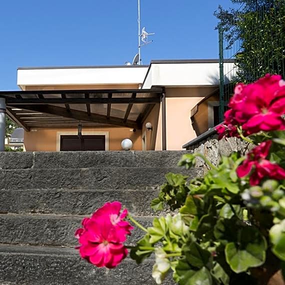Profumi Di Aci Boutique B&B – Aci Catena, CA