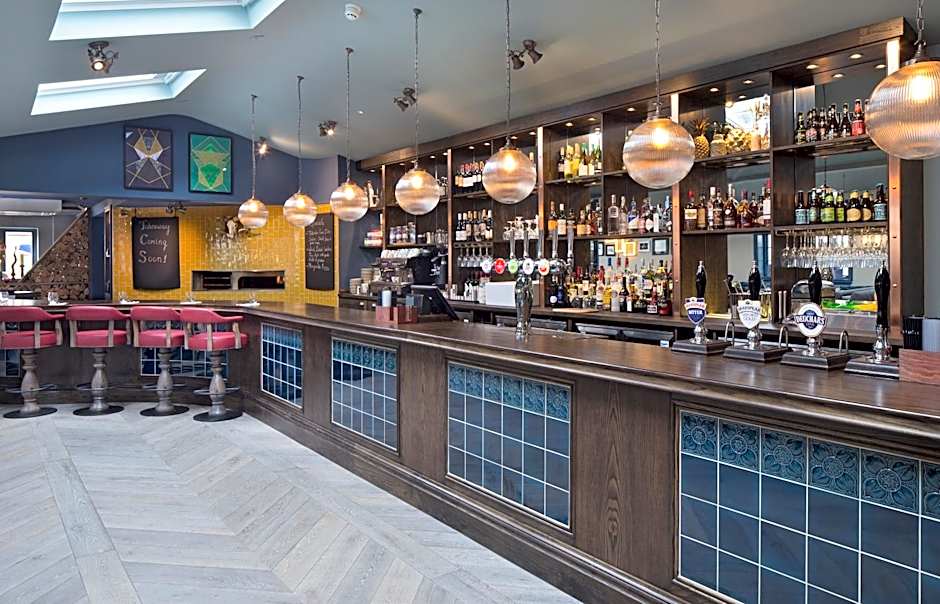 The Sheep on Sheep Street Hotel