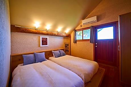Family Room - Non Pet Friendly