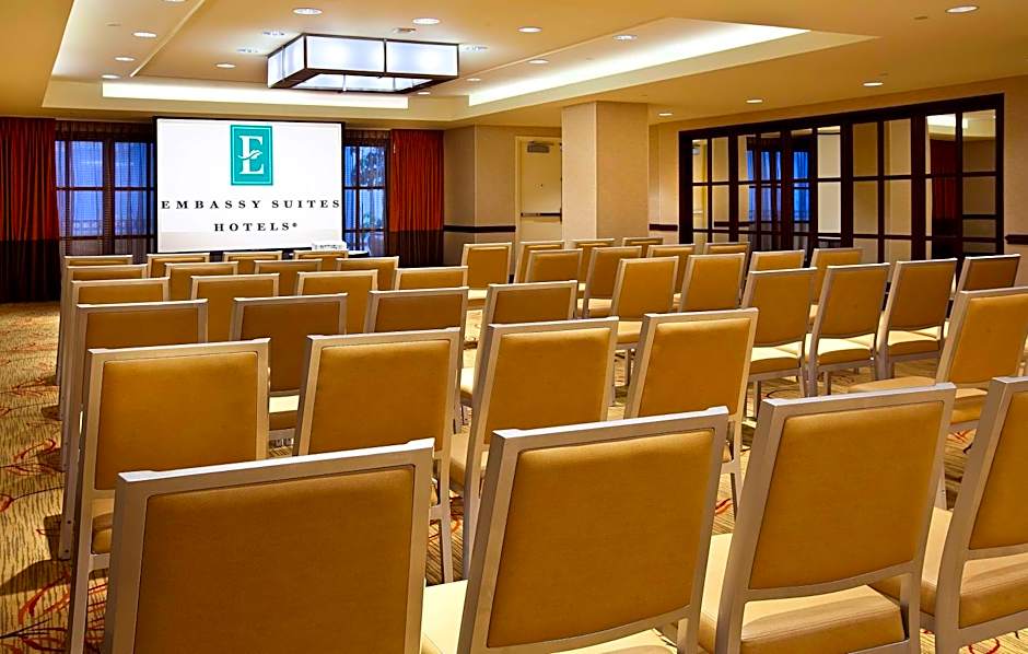 Embassy Suites by Hilton Washington DC Chevy Chase Pavilion