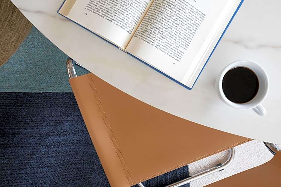 Le Meridien Beach Plaza