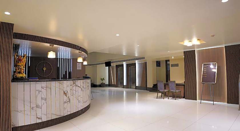 Hotel Sadanand Regency                                                                          