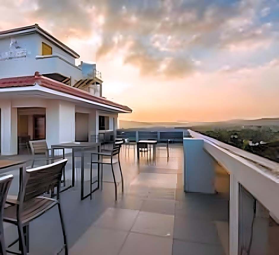 Hotel Aadrika
