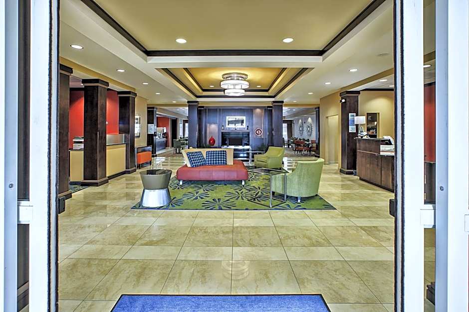 Holiday Inn Express Hotel and Suites Dayton South I 675 By IHG