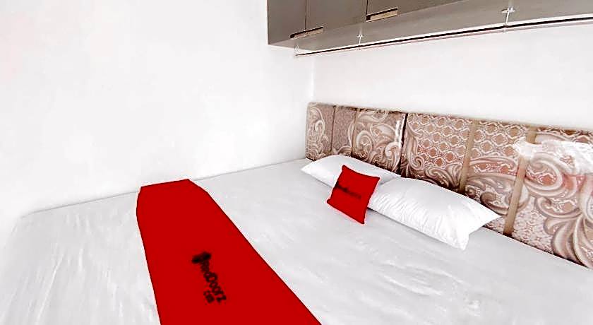 RedDoorz Syariah @ GCL Bukittinggi