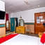 OYO 89864 Hotel Holiday Park